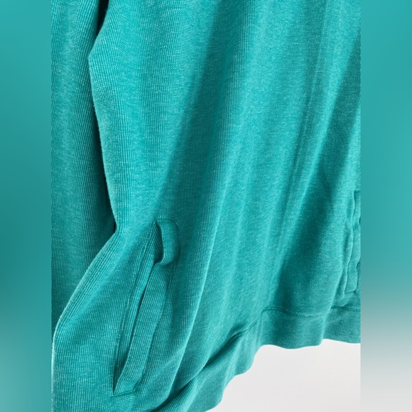 Tommy Bahama Quarter Zip Pull Over Sweater - Picture 5 of 5